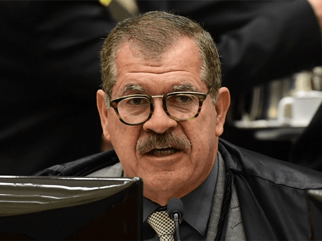 Humberto Martins cassa decisão que não permitiu penhora de salário