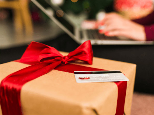 Empresa não indenizará funcionária que teve vale de Natal furtado Empresa não indenizará funcionária que teve vale de Natal furtado